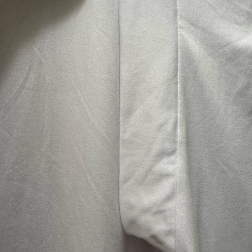 Livi Women’s White Short-Sleeve Top - Picture 4 of 6